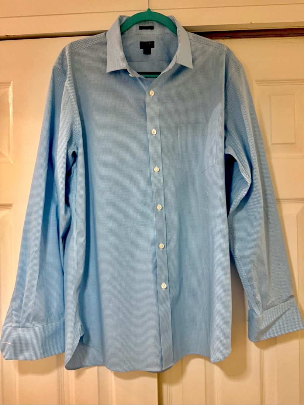 J. Crew Aquamarine Gingham Men's Dress Shirt - Classic Collared Button-Front